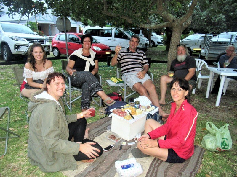 Stef en Petronel oermoer vir die hoed4